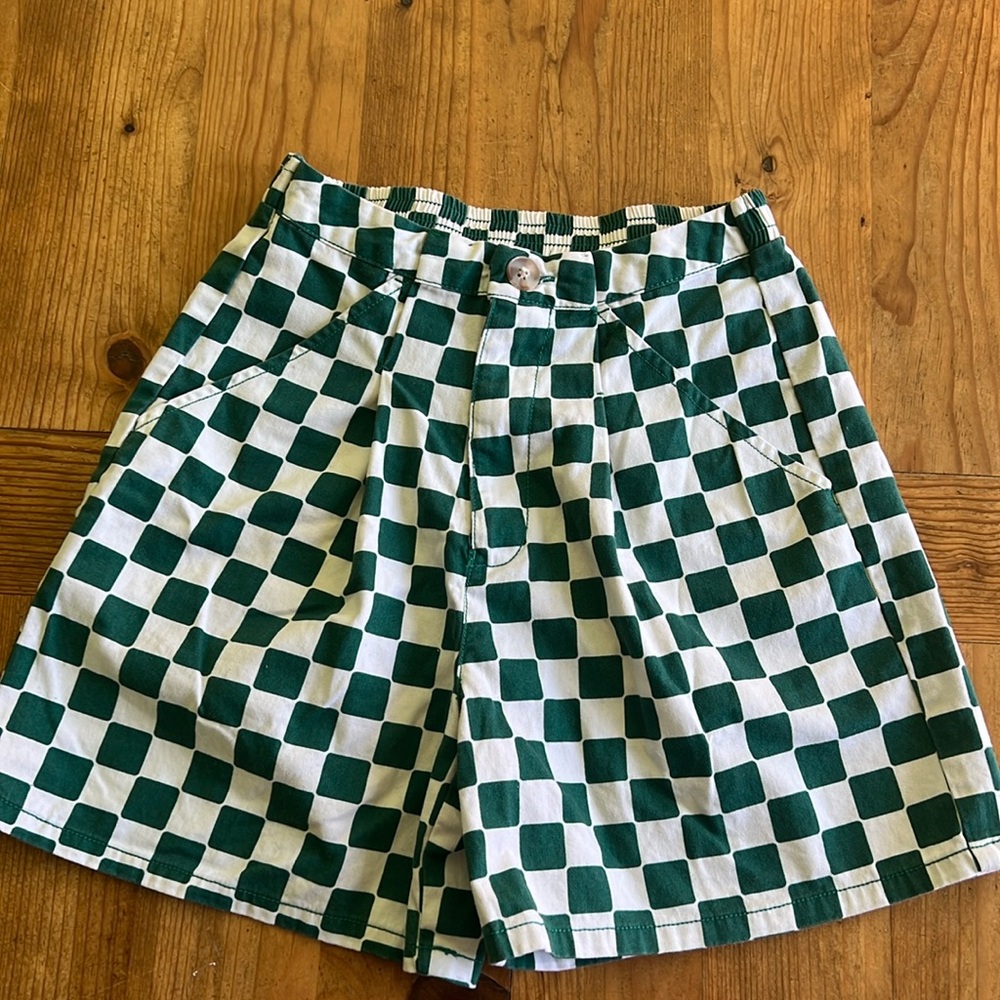 WILD FABLE CHECKERED JEAN SHORTS 💚🤍